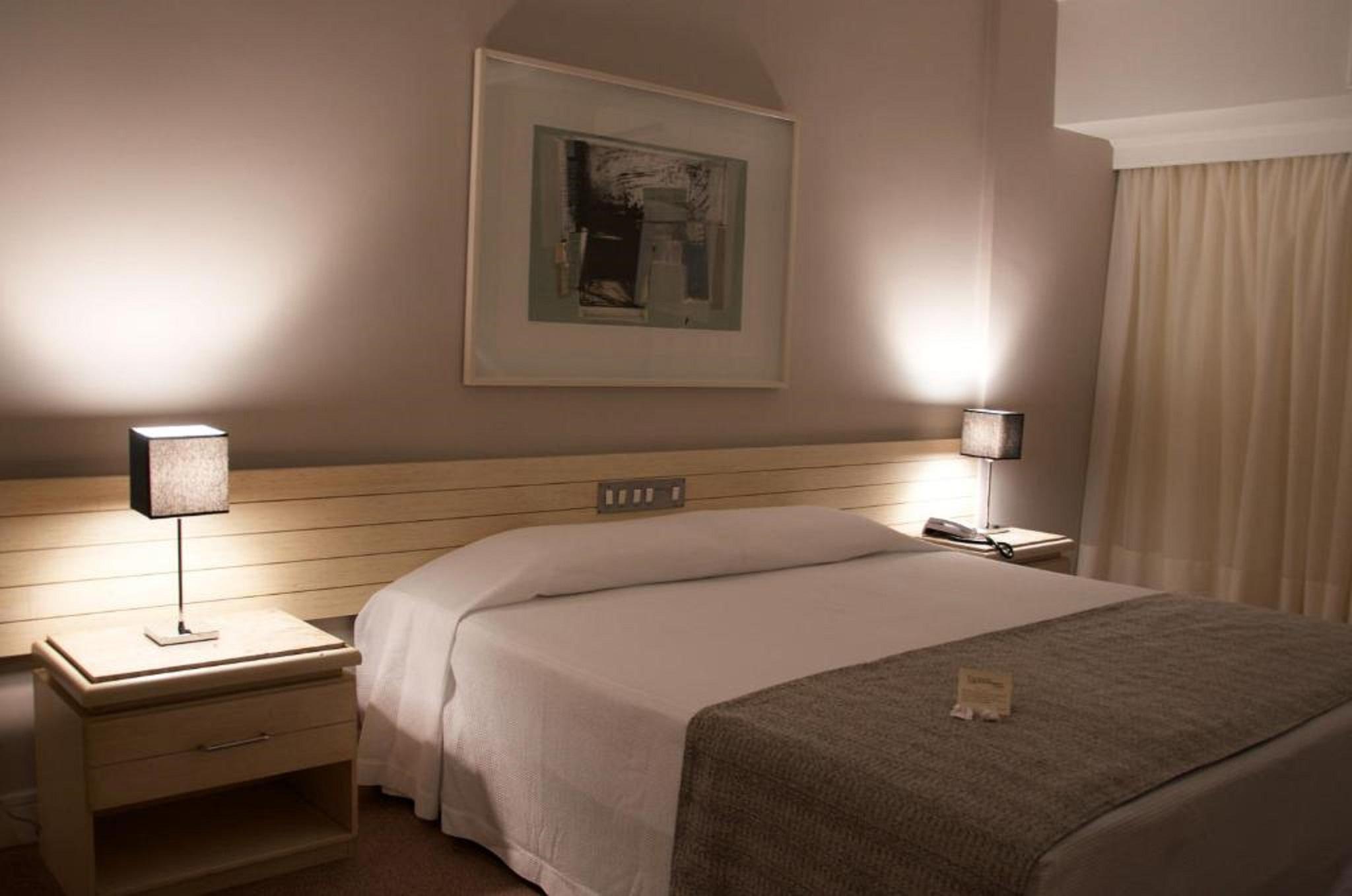 Hotel Victoria Villa Curitiba By Nacional Inn Екстер'єр фото