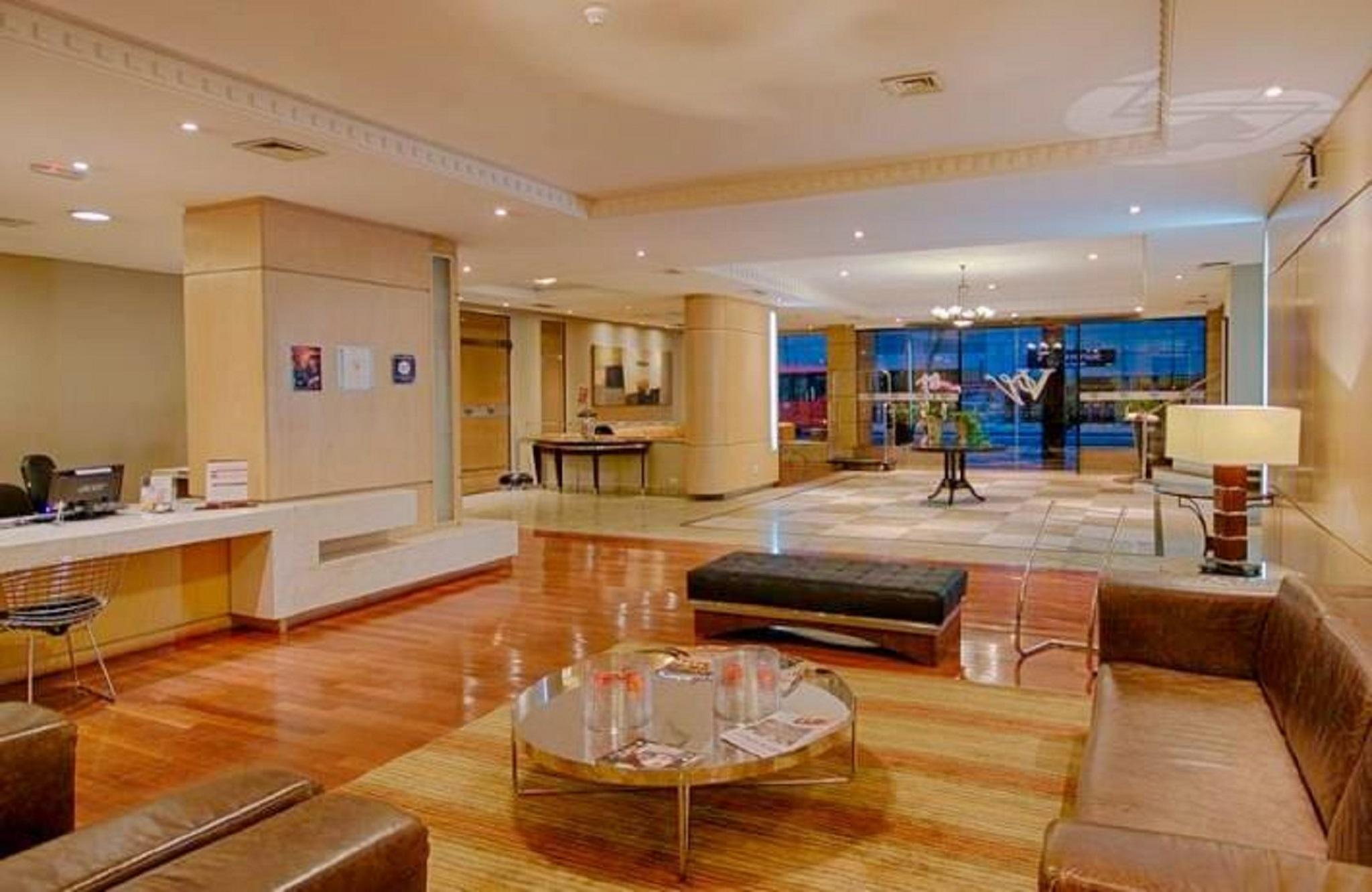 Hotel Victoria Villa Curitiba By Nacional Inn Екстер'єр фото
