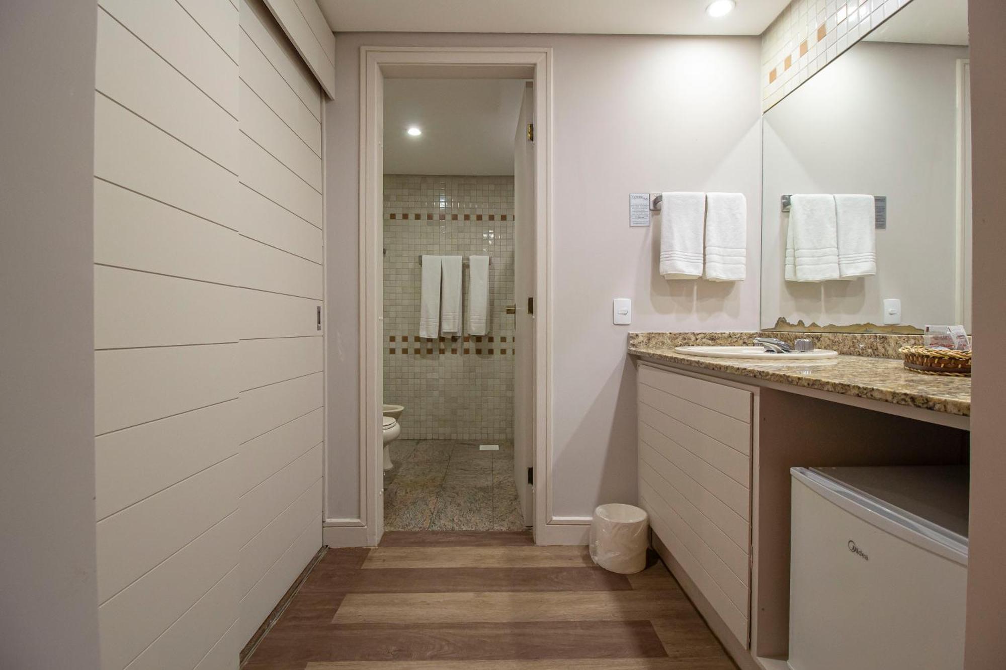 Hotel Victoria Villa Curitiba By Nacional Inn Екстер'єр фото