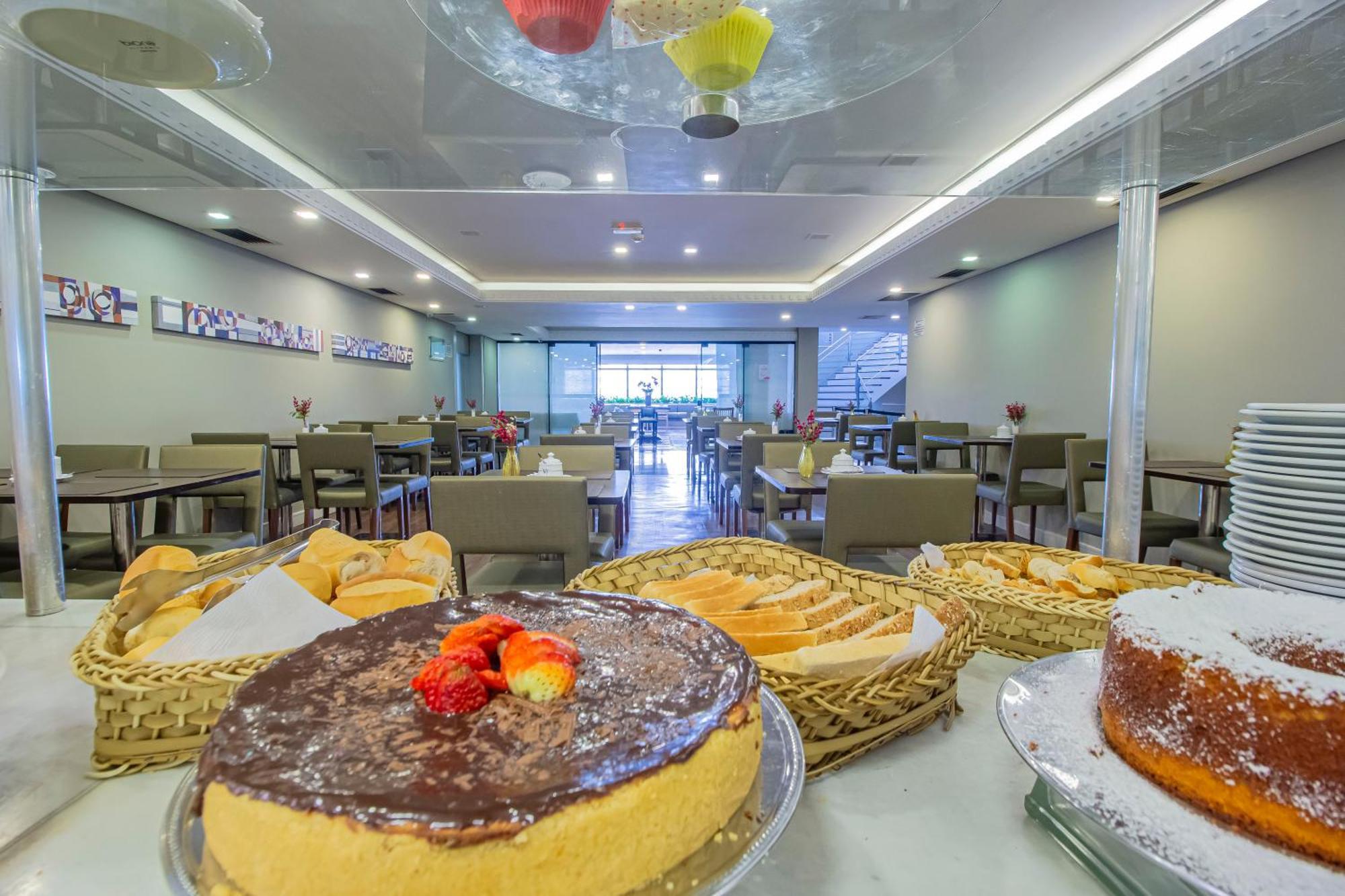 Hotel Victoria Villa Curitiba By Nacional Inn Екстер'єр фото