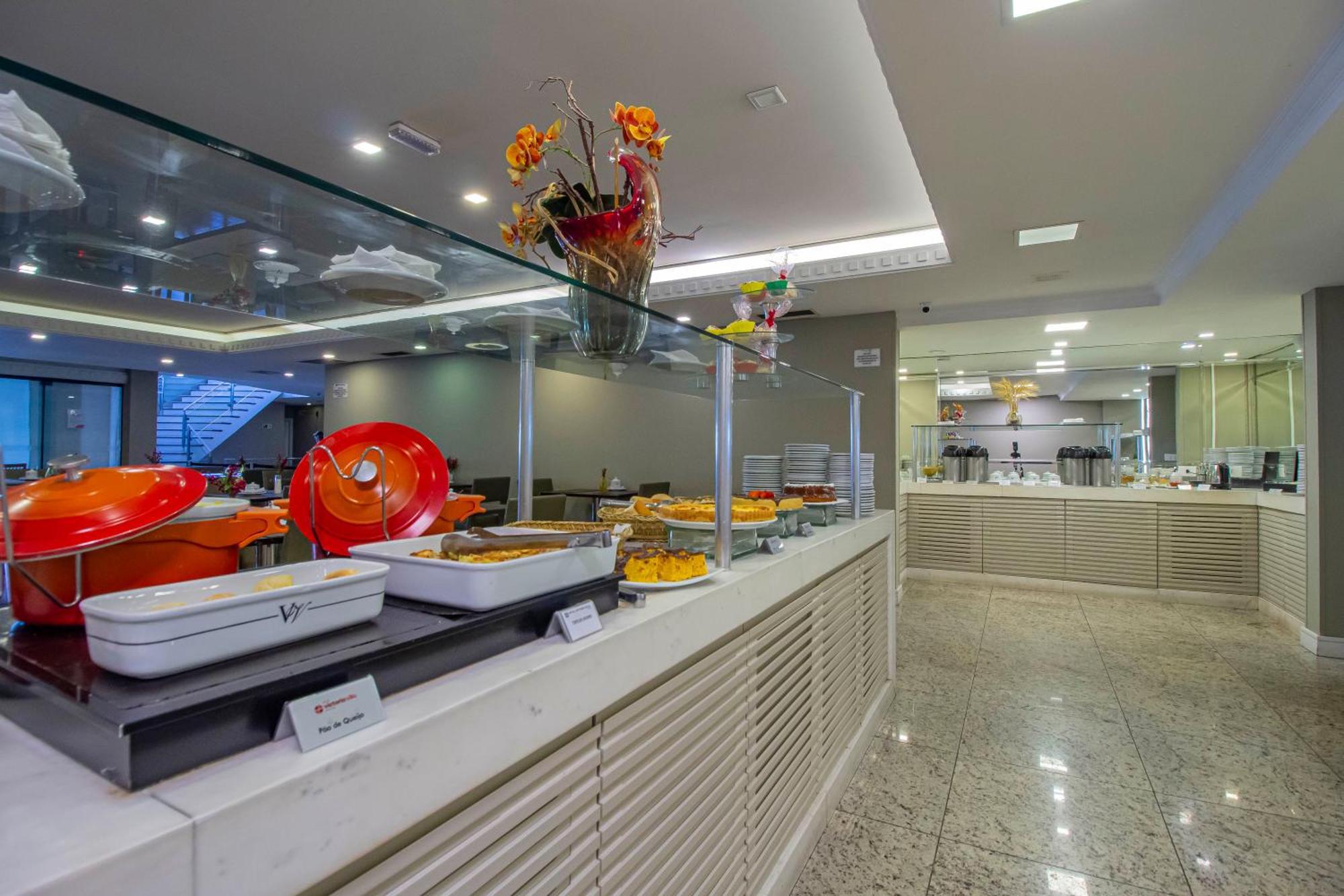 Hotel Victoria Villa Curitiba By Nacional Inn Екстер'єр фото